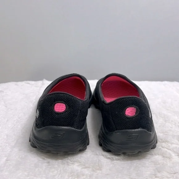 Sketchers Black Axis GoWalk 2 Mesh Slip-On Walking Shoe size 6 - Picture 3 of 12